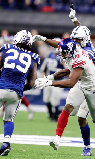 Giants watch victory slip away with costly rash of mistakes